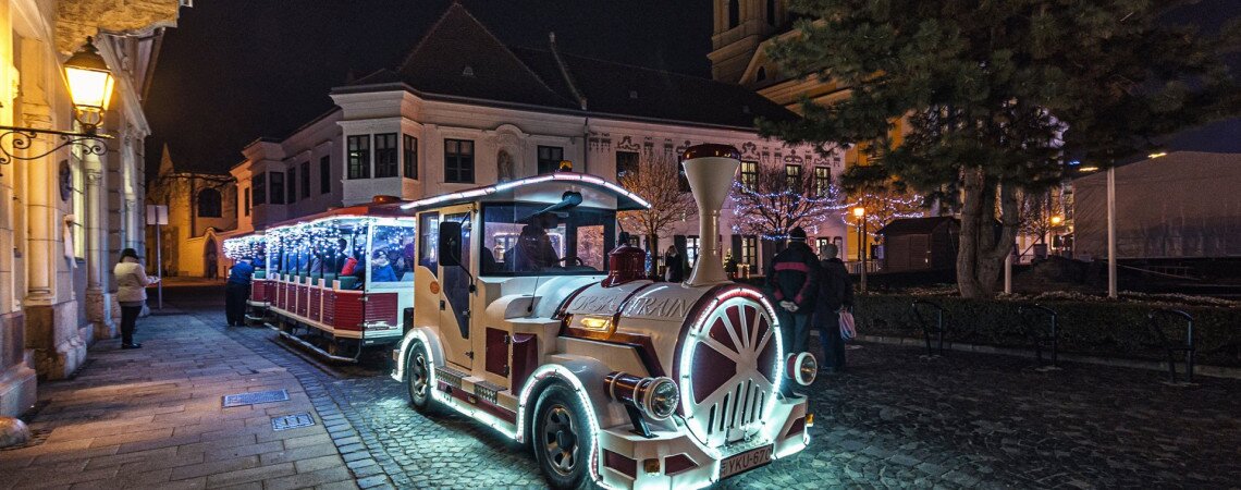 Adventi Fényvonat