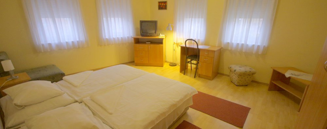 Hotel_Vad&aacute;szk&uuml;rt04