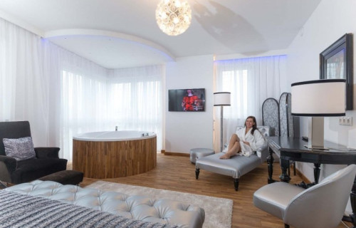 Szárcsa Hotel és Étterem ***